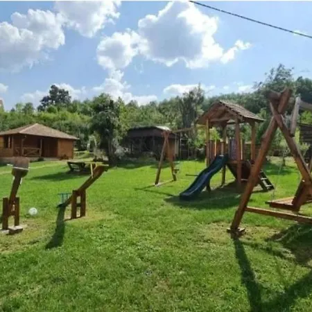 Palanacka Avlija 2 *