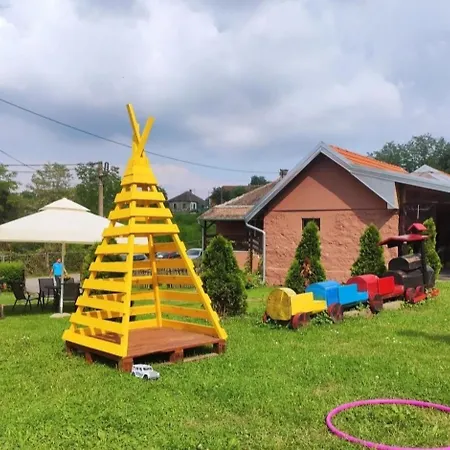 リゾート Palanacka Avlija 2 *